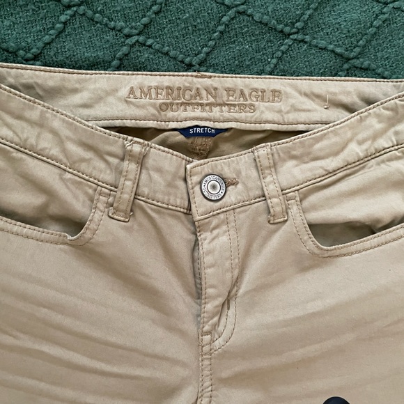 Khaki stretch jegging. American Eagle. - Picture 3 of 3